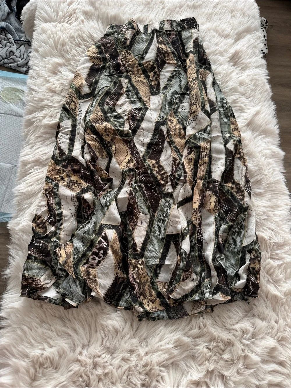 H&M Maxi Skirt in Mixed Snake Print - Green & Brown
